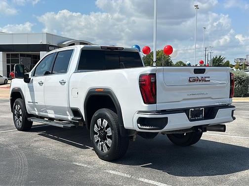 2024 GMC Sierra 2500 Denali