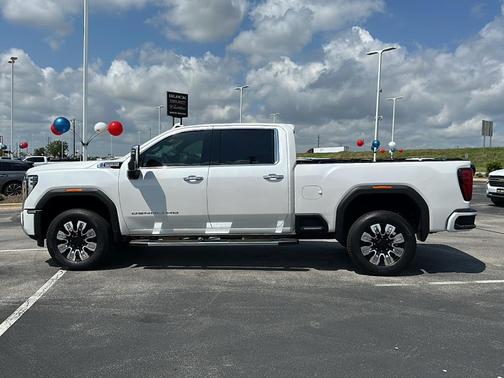 2024 GMC Sierra 2500 Denali