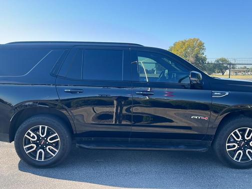 2021 GMC Yukon AT4