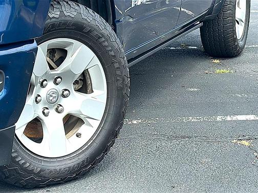 Hydro Blue Pearlcoat 2023 RAM 1500 Big Horn