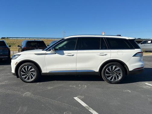 2025 Lincoln Aviator Premiere