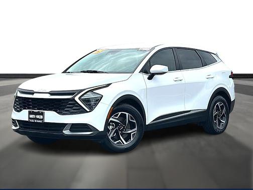 Glacial White Pearl 2025 Kia Sportage LX