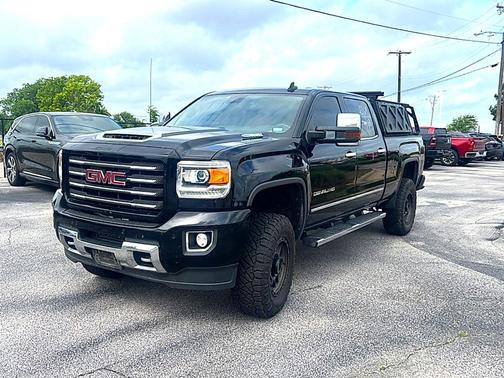 Onyx Black 2019 GMC Sierra 2500 Denali