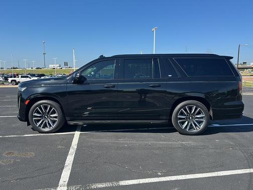 2021 Cadillac Escalade ESV Sport Platinum