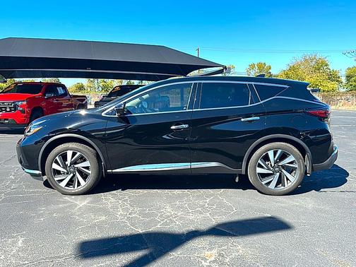 2023 Nissan Murano SL