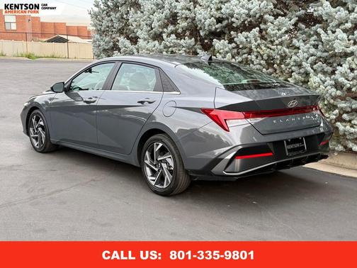 2025 Hyundai ELANTRA SEL