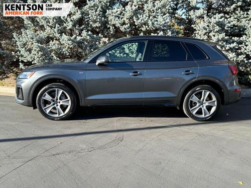 2025 Audi Q5 45 S line Premium