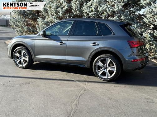 2025 Audi Q5 45 S line Premium