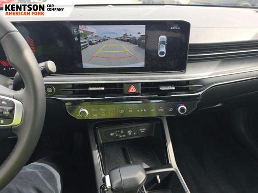 Snow White Pearl 2025 Kia K5 GT-Line