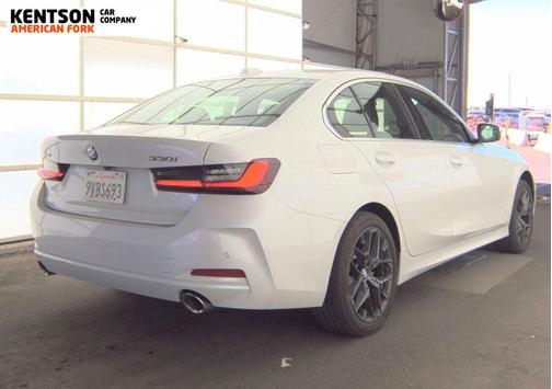 Mineral White Metallic 2026 BMW 330 xDrive NA