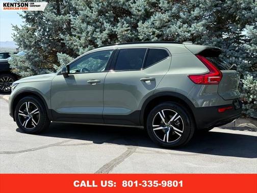 2024 Volvo XC40 B5 Core Bright Theme