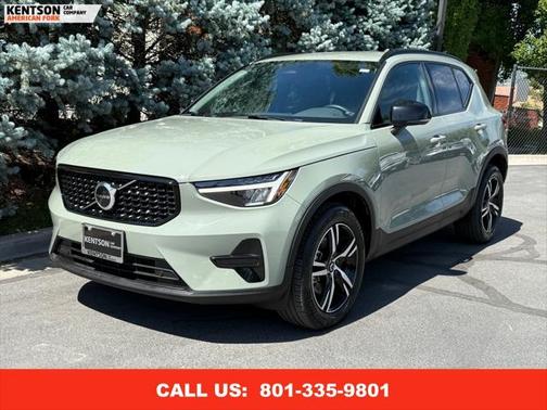 2024 Volvo XC40 B5 Core Bright Theme
