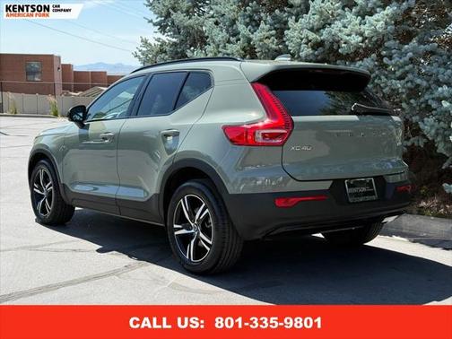 2024 Volvo XC40 B5 Core Bright Theme