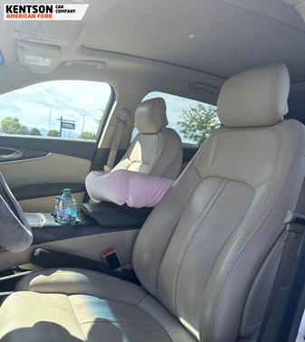 White Platinum Metallic Tri-Coat 2016 Lincoln MKX Reserve
