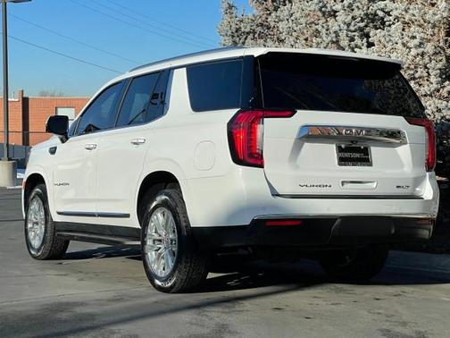 2021 GMC Yukon SLT