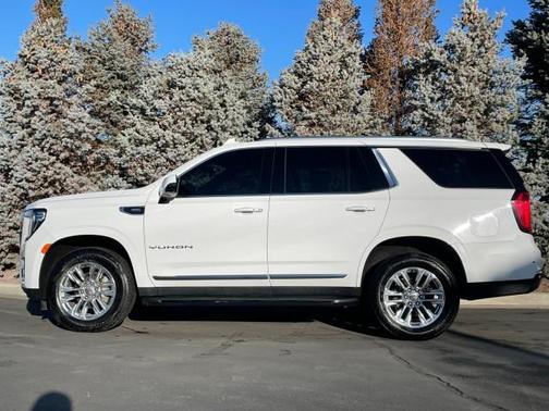 2021 GMC Yukon SLT