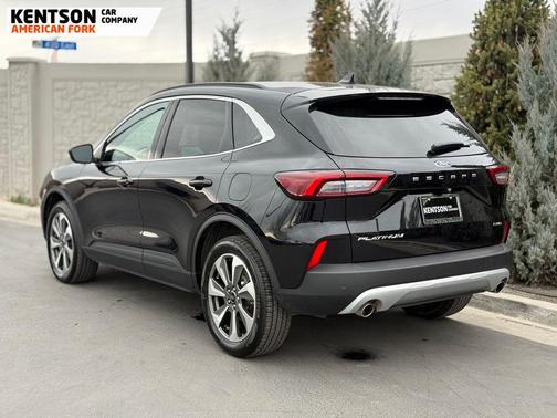 2025 Ford Escape Platinum