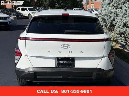 2025 Hyundai KONA SEL