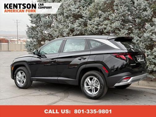 2025 Hyundai TUCSON SE