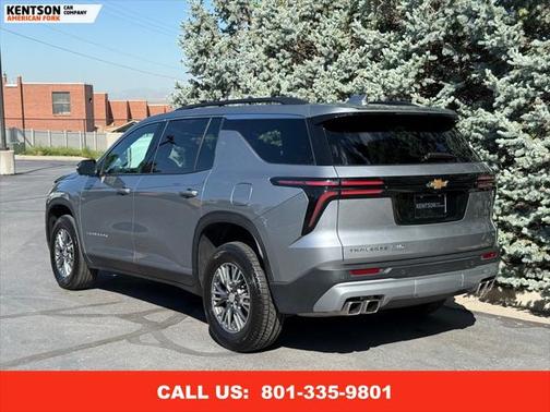 2024 Chevrolet Traverse LT