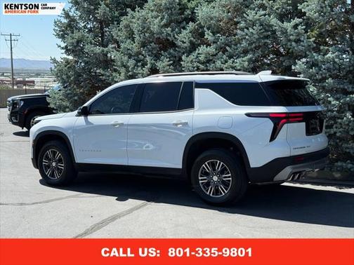 2024 Chevrolet Traverse LT