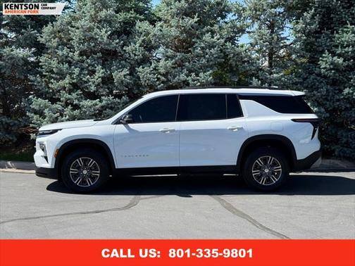 2024 Chevrolet Traverse LT