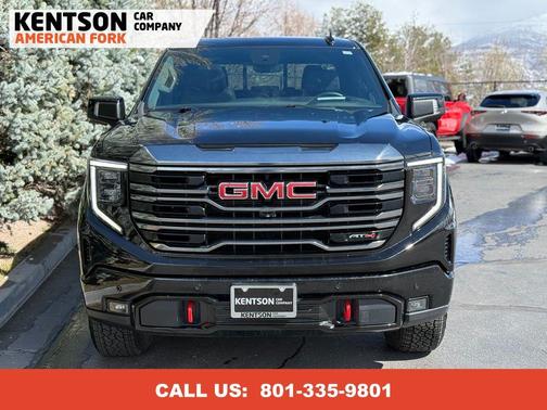 2023 GMC Sierra 1500 AT4
