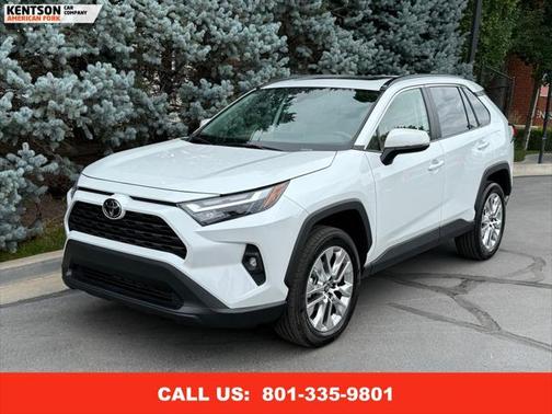 2025 Toyota RAV4 XLE Premium