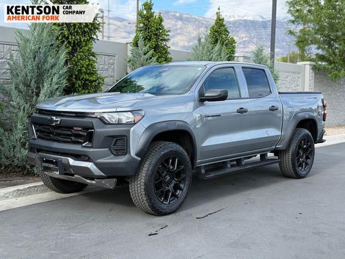 Sterling Grey Metallic 2023 Chevrolet Colorado Trail Boss