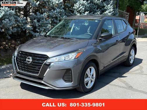 2022 Nissan Kicks S