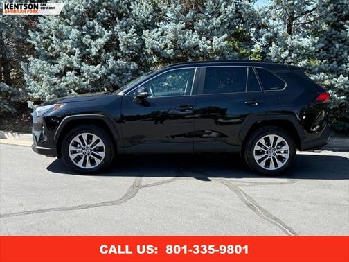 2025 Toyota RAV4 XLE Premium