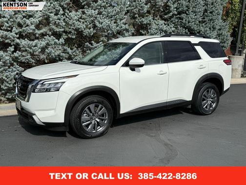 2025 Nissan Pathfinder SV 4WD