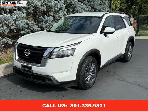 2025 Nissan Pathfinder SV 4WD