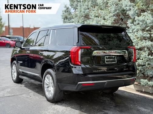 2023 GMC Yukon SLT