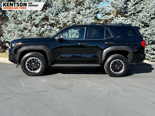 2025 Toyota 4Runner TRD Off Road