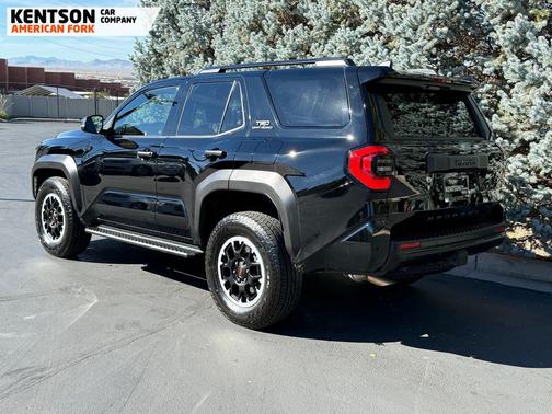 2025 Toyota 4Runner TRD Off Road