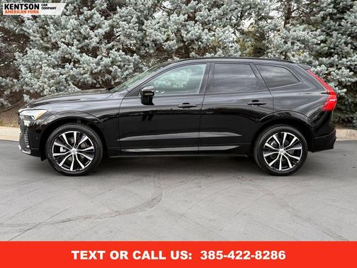 2024 Volvo XC60 B5 Plus Dark Theme