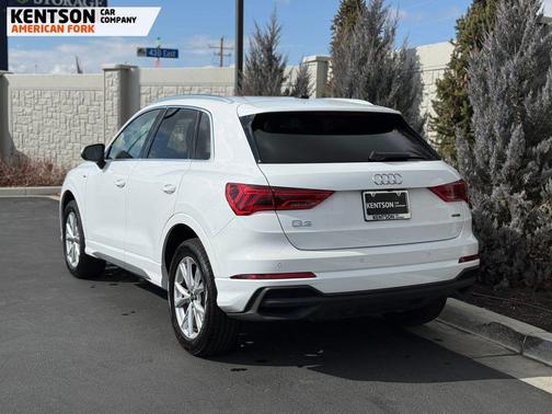 2025 Audi Q3 Premium 45 TFSI S line quattro Tiptronic