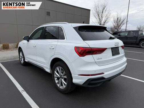 2025 Audi Q3 Premium 45 TFSI S line quattro Tiptronic