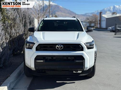 2025 Toyota 4Runner SR5