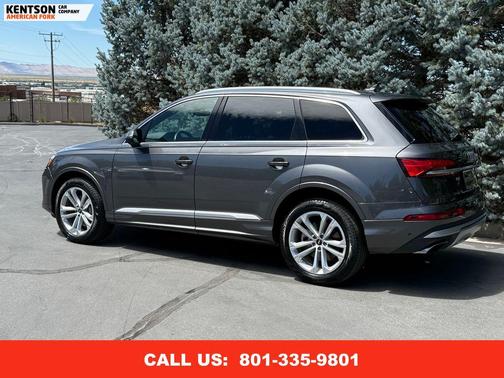 2025 Audi Q7 55 Premium Plus