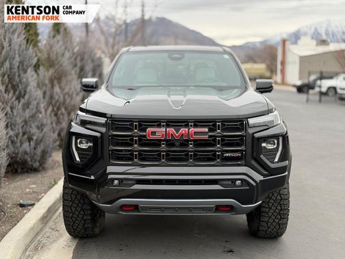 2023 GMC Canyon AT4X