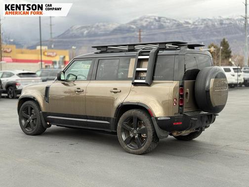 2024 Land Rover Defender 110 P400 X-Dynamic SE