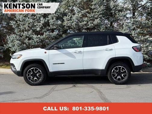 2024 Jeep Compass Trailhawk