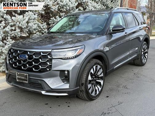 2025 Ford Explorer Platinum