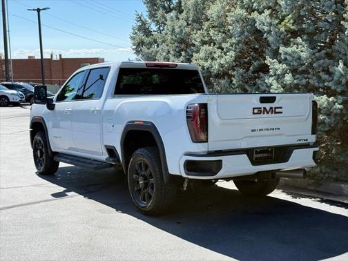 2024 GMC Sierra 2500 AT4