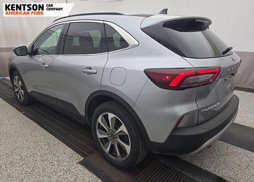 Iconic Silver Metallic 2024 Ford Escape Platinum