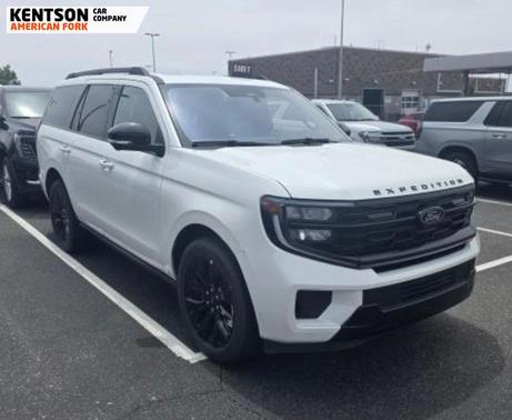 Star White Metallic Tri-Coat 2025 Ford Expedition Platinum