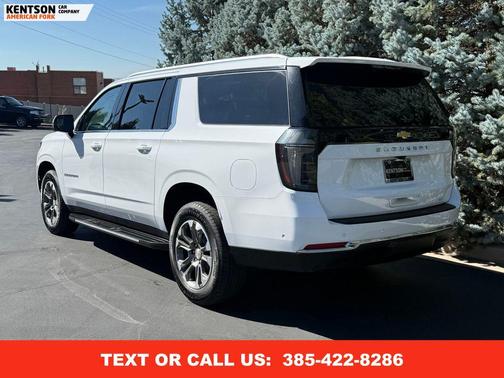 2025 Chevrolet Suburban LT