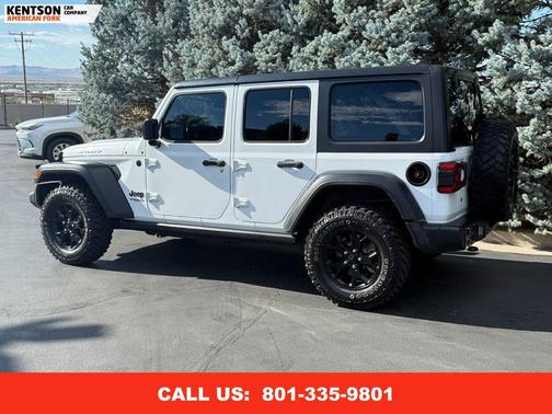 2020 Jeep Wrangler Unlimited Willys 4X4